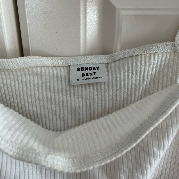 Sunday best tank size small - Picture 2 of 2